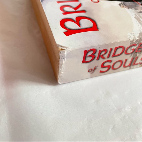 Lot of 2 Novel Book fiction Romance Fantasy Bridge of Souls Light a Penny candle - Picture 4 of 4